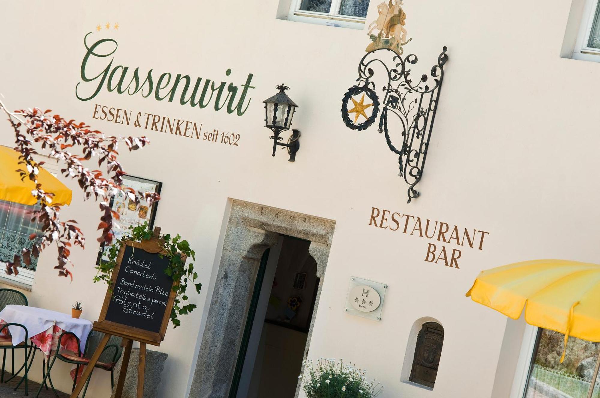 Hotel Gassenwirt Chienes Extérieur photo