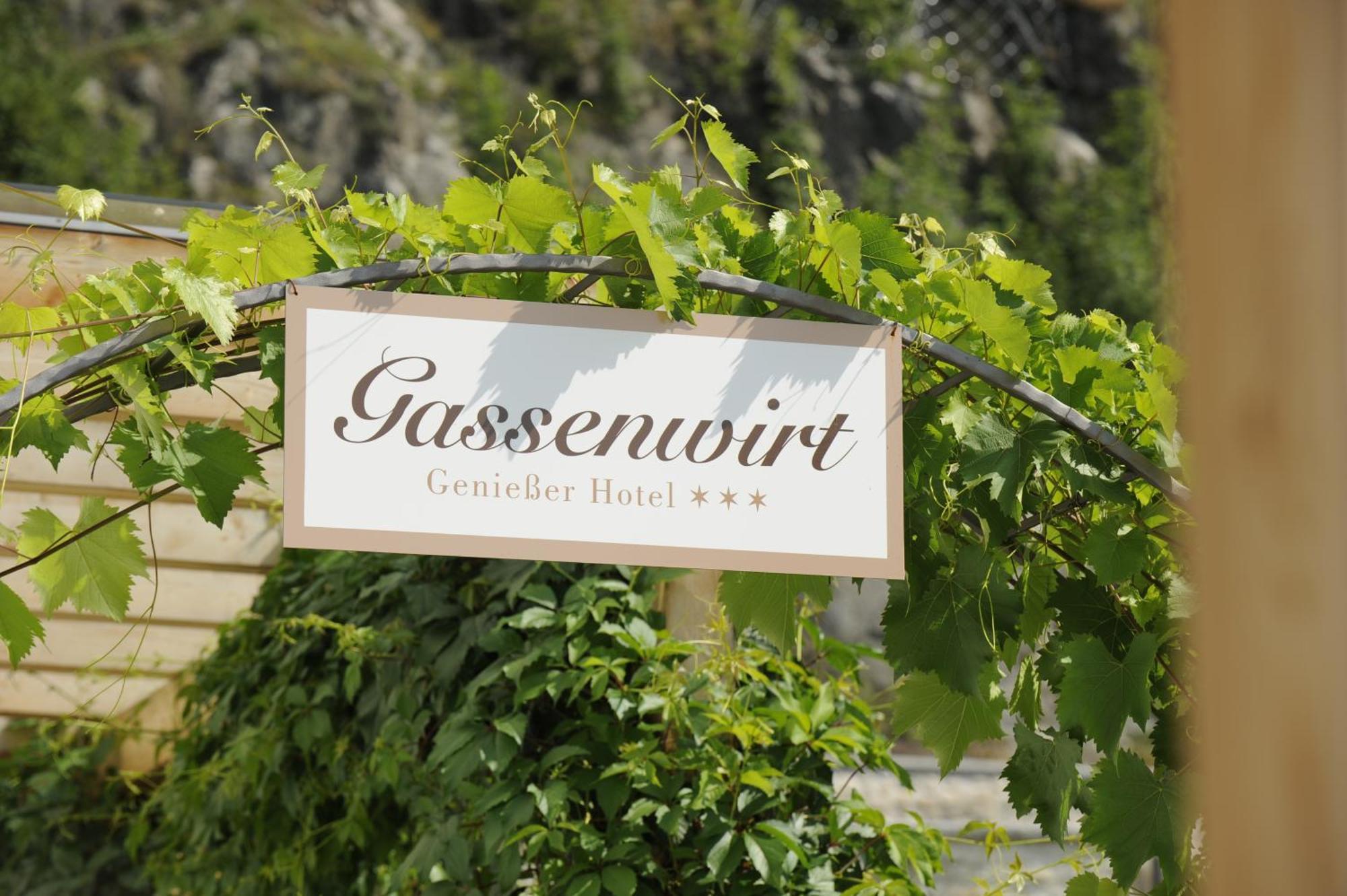 Hotel Gassenwirt Chienes Extérieur photo