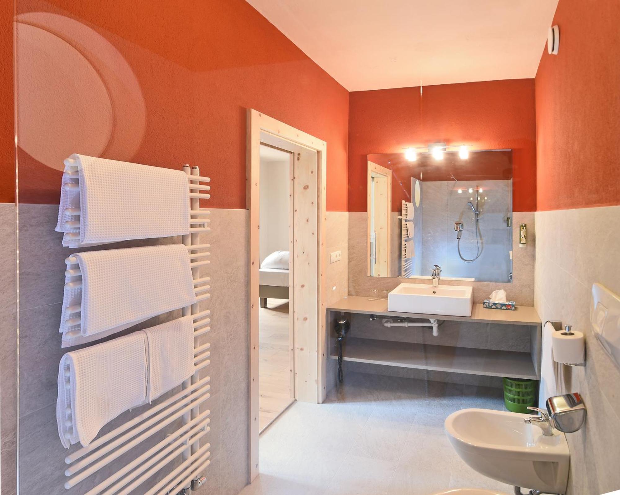 Hotel Gassenwirt Chienes Extérieur photo
