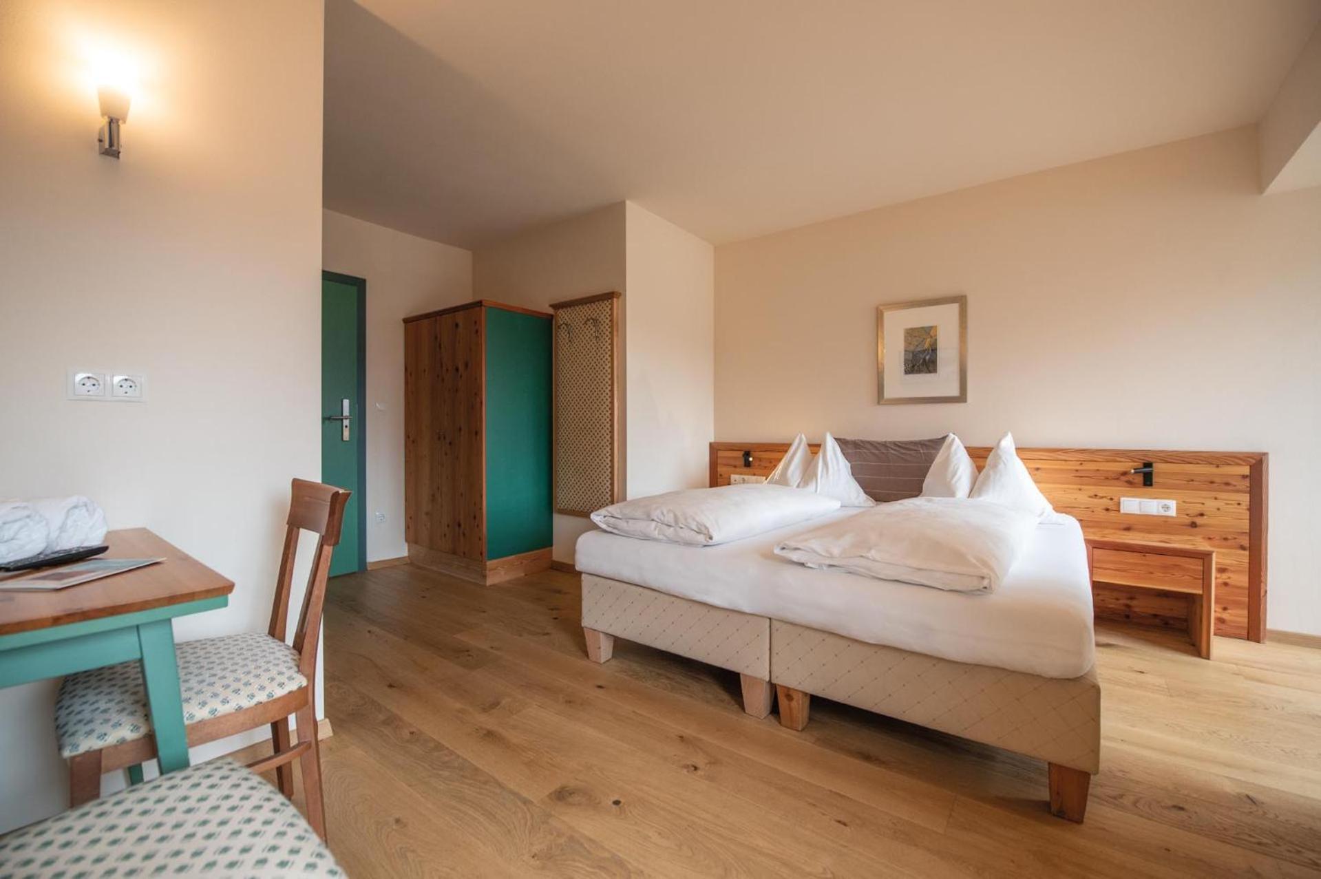 Hotel Gassenwirt Chienes Extérieur photo