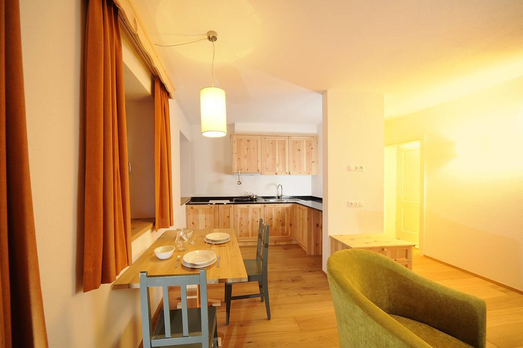 Hotel Gassenwirt Chienes Extérieur photo