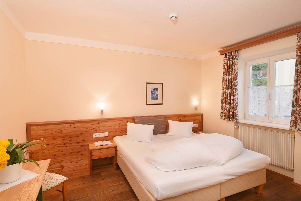 Hotel Gassenwirt Chienes Extérieur photo
