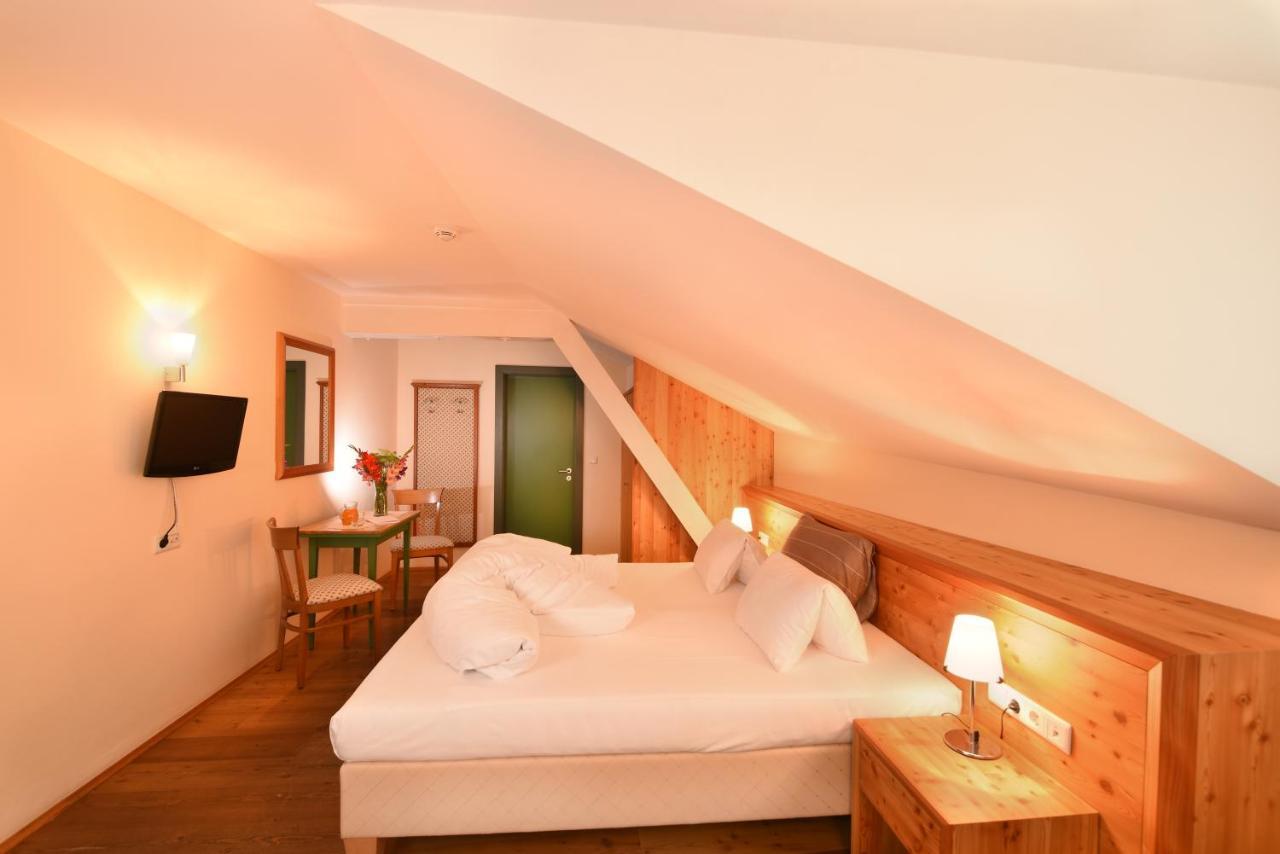 Hotel Gassenwirt Chienes Extérieur photo